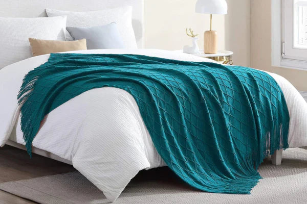 Transform Your Home with the Turkish Blue Knitted Tassels Throw Blanket