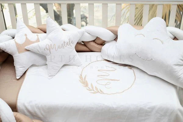 Customized Beige & White – Braided Bedding Set: Elegant Comfort for Your Baby’s Nursery