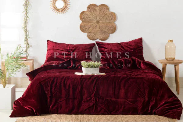 Luxurious Velvet Duvet Cover By PTH Homes