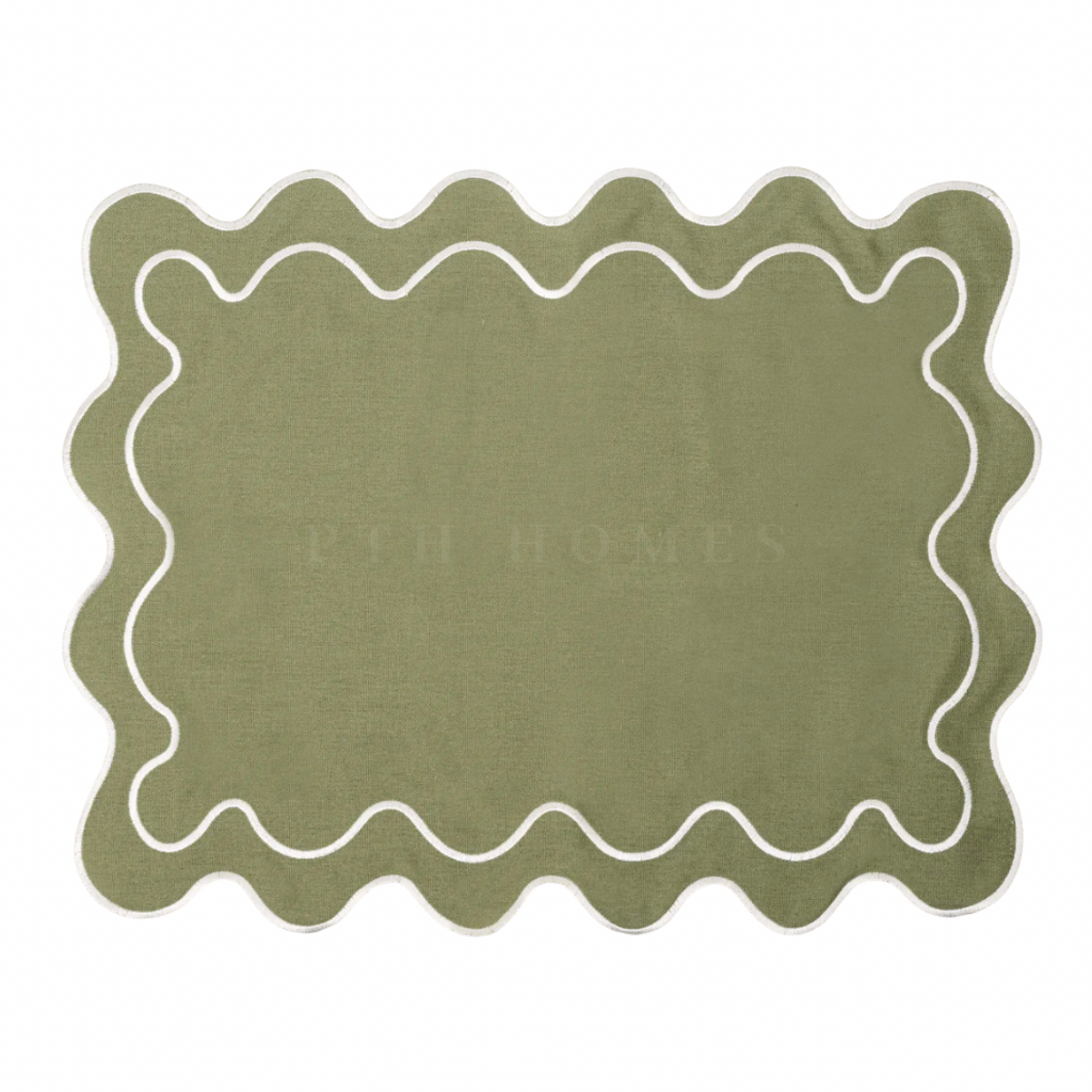 Bahama Palm - Embriodered Scalloped Tablemats (Solids)
