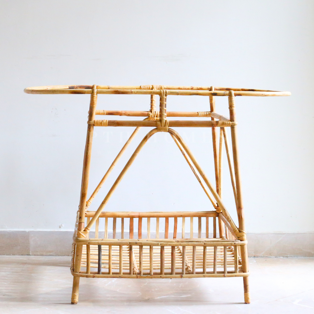 Rattan - Baby Basket with Stand