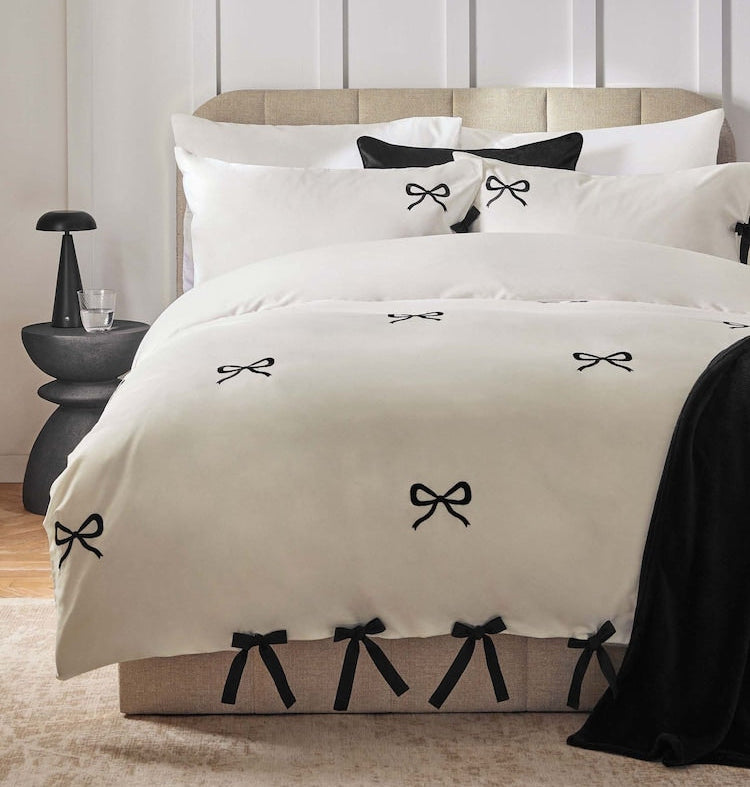 Bow Embriodered Bedding