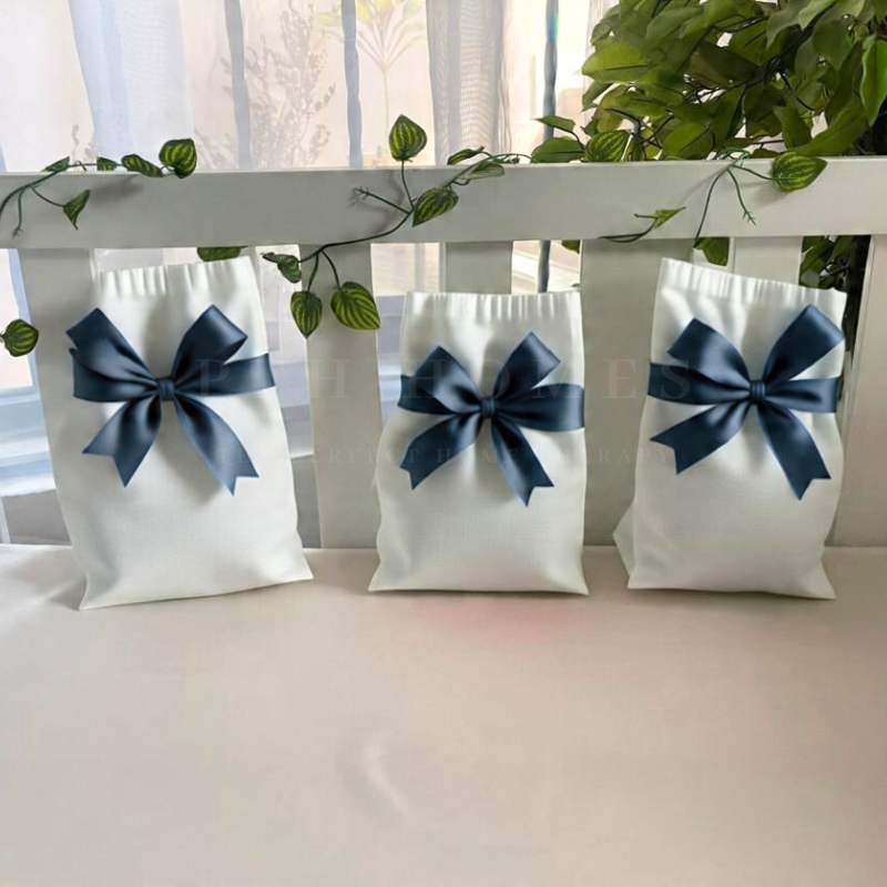 Set of 12 Goodie Bags - Assorted Mini Cushions
