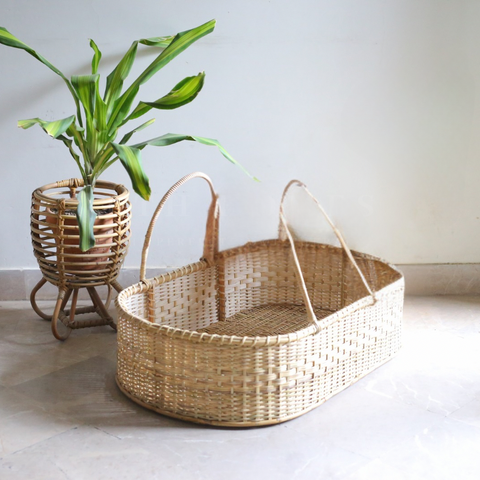 Rattan - Baby Basket with Stand