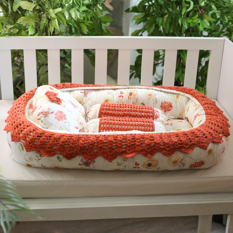 Crochet - Baby Lounger