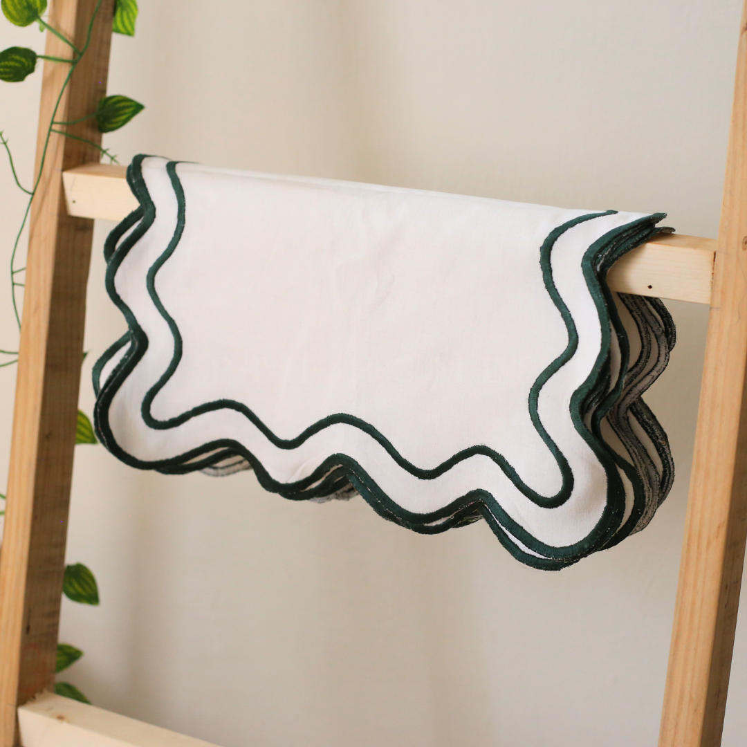 Bahama Palm - Embriodered Scalloped Tablemats (Solids)
