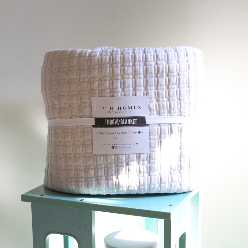 Checkered White - Coverlet Blanket