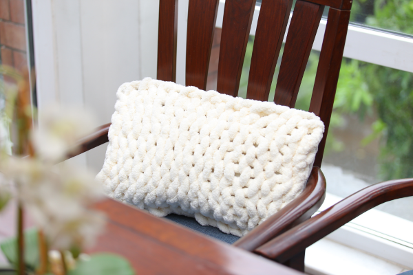 Knotted Woolen - Cushion Cover