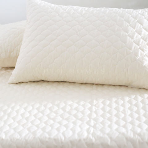 Cream Beige - Quilt Set