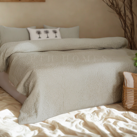 Embossed - Duvet Cover Set & Winter Razai