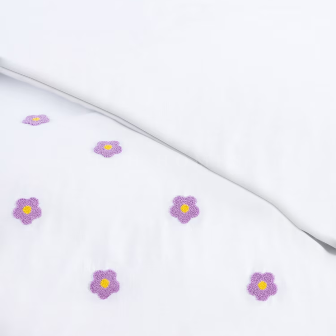 Tufted Flower- 2 Pcs Crib's Bedding Set