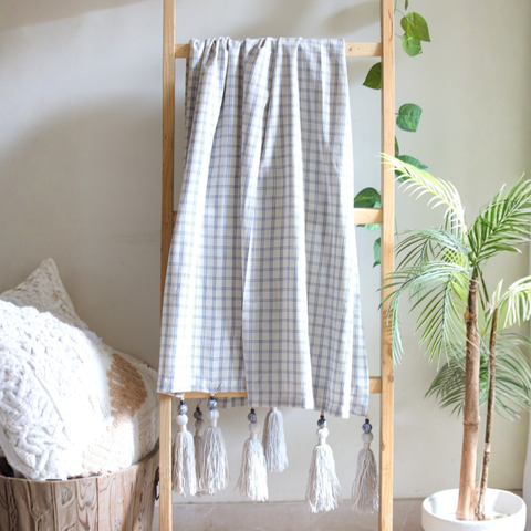Handmade Organic - Woven Throw (Checkered)