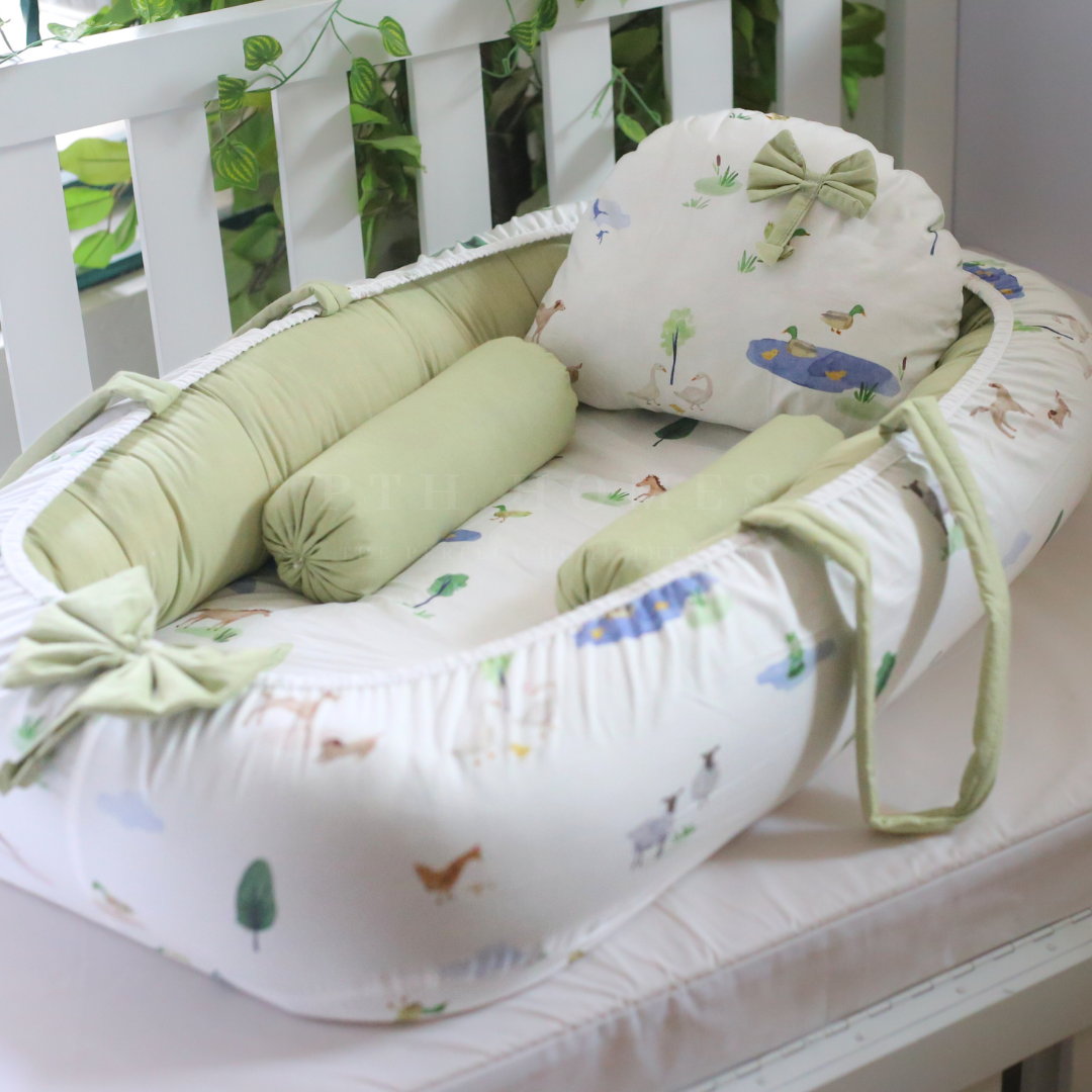 Happy Farm - Baby Lounger