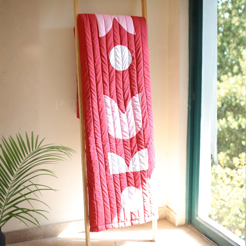 Tulip Patchwork - Boho Quilt