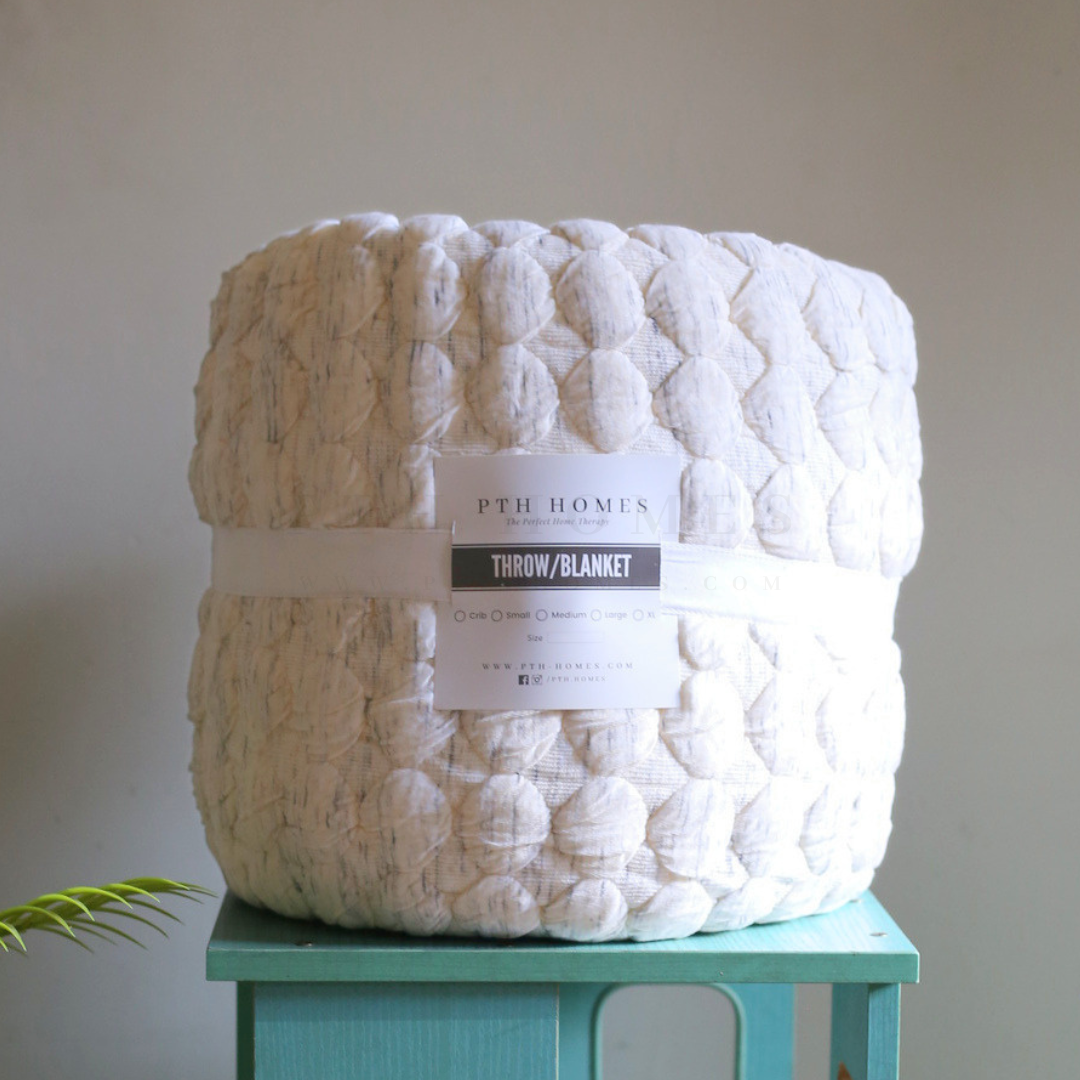 Ivory Honeycomb - Quilt