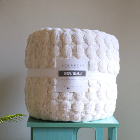 Ivory Honeycomb - Quilt