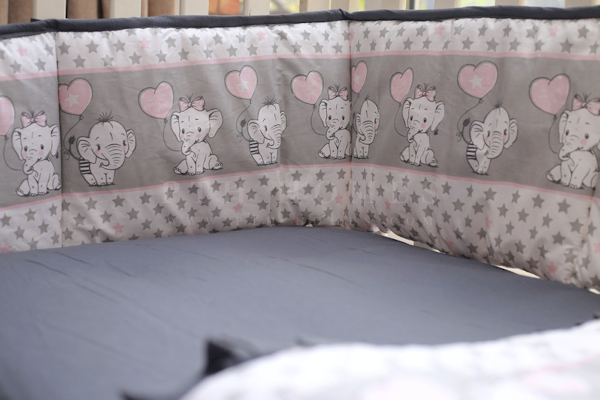 Elé Hearts- Crib Bedding Set