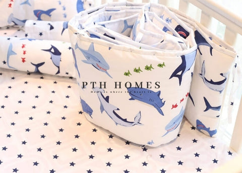 Baby Shark - Crib Bedding Set