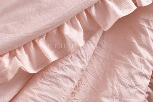 Ruffle - Throw Blanket